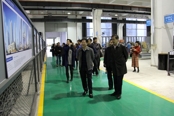 深圳市南山區(qū)政協(xié)領導考察方大東莞松山湖基地