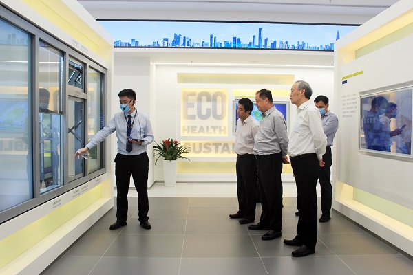 農(nóng)業(yè)部原黨組副書記、常務副部長余欣榮蒞臨方大集團調(diào)研