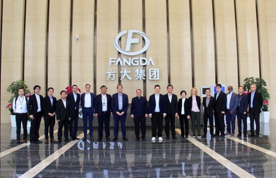 新加坡陸路交通管理局副局長(zhǎng)Chua Chong Kheng、西門子交通有限公司亞太區(qū)首席執(zhí)行官M(fèi)ichel Obadia一行到訪方大集團(tuán)